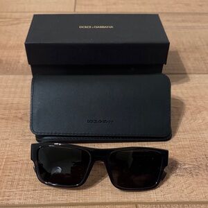 Dolce & Gabbana Black Rectangular Sunglasses